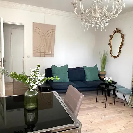 Tres Joli Appartement Mignon Confortable A Paris Villeneuve-La-Garenne Exterior photo