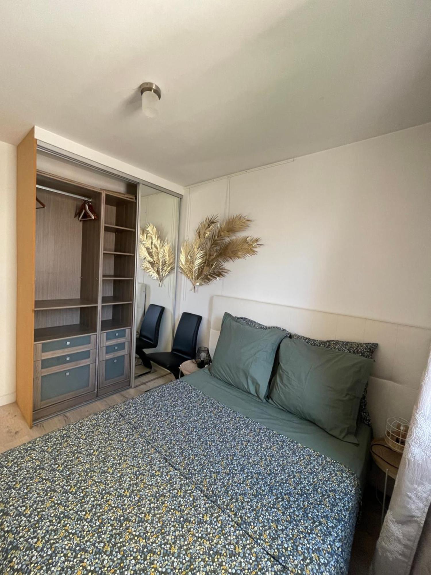 Tres Joli Mignon Confortable A Paris Apartment *