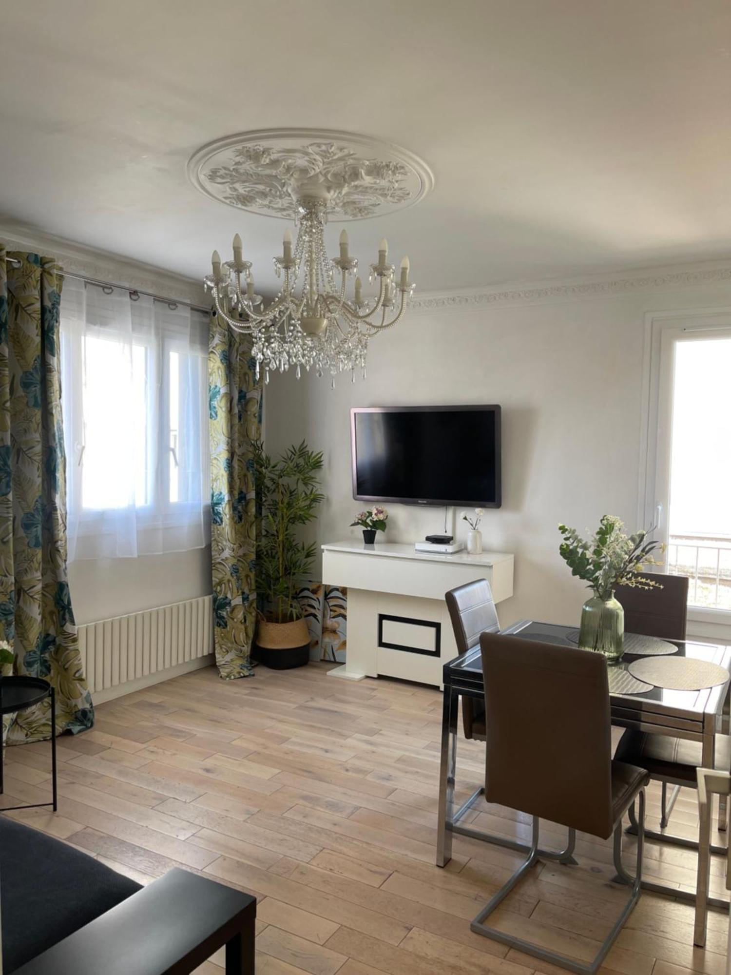 Tres Joli Mignon Confortable A Paris * Villeneuve-la-Garenne