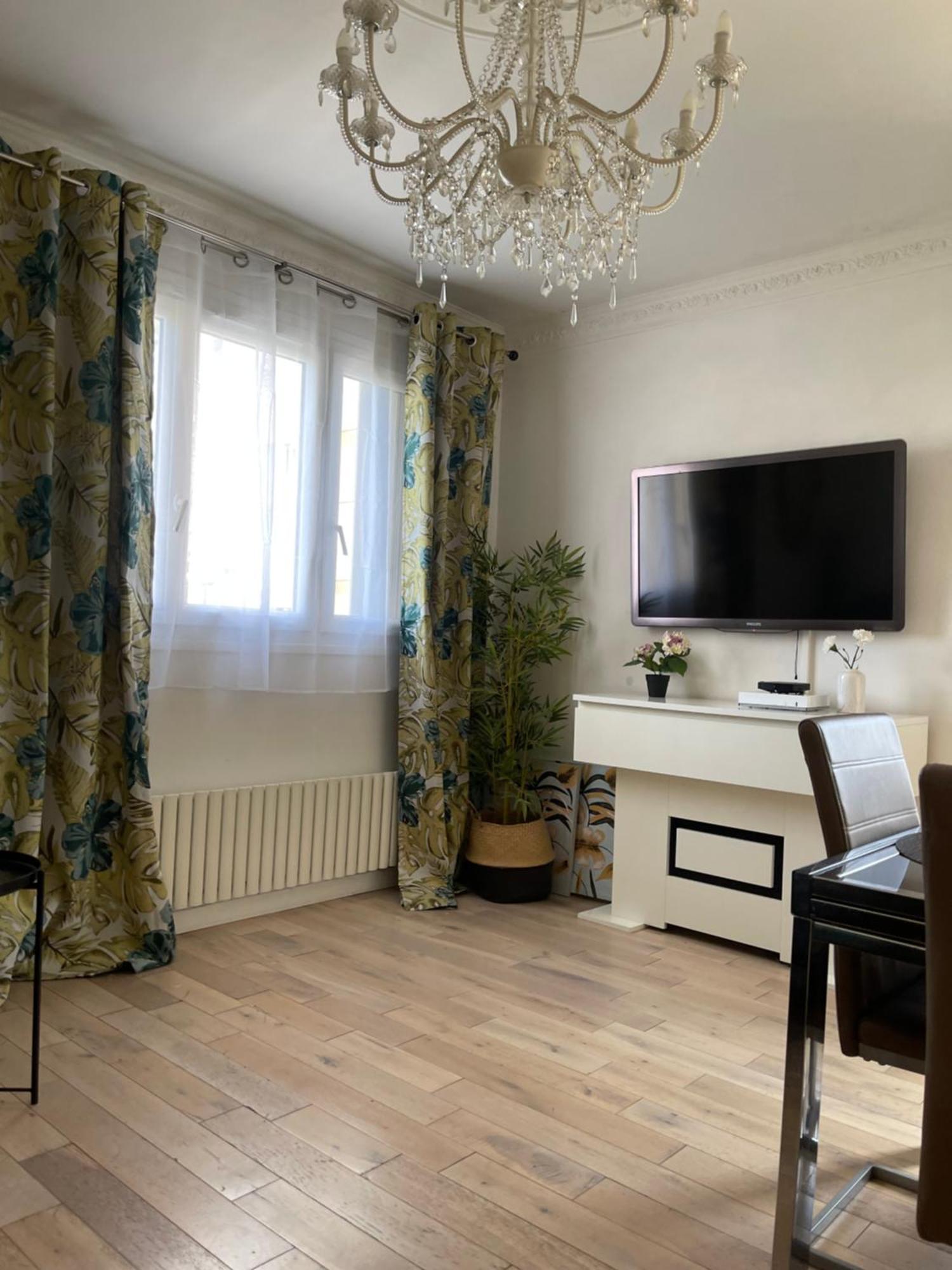 Apartment Tres Joli Mignon Confortable A Paris *