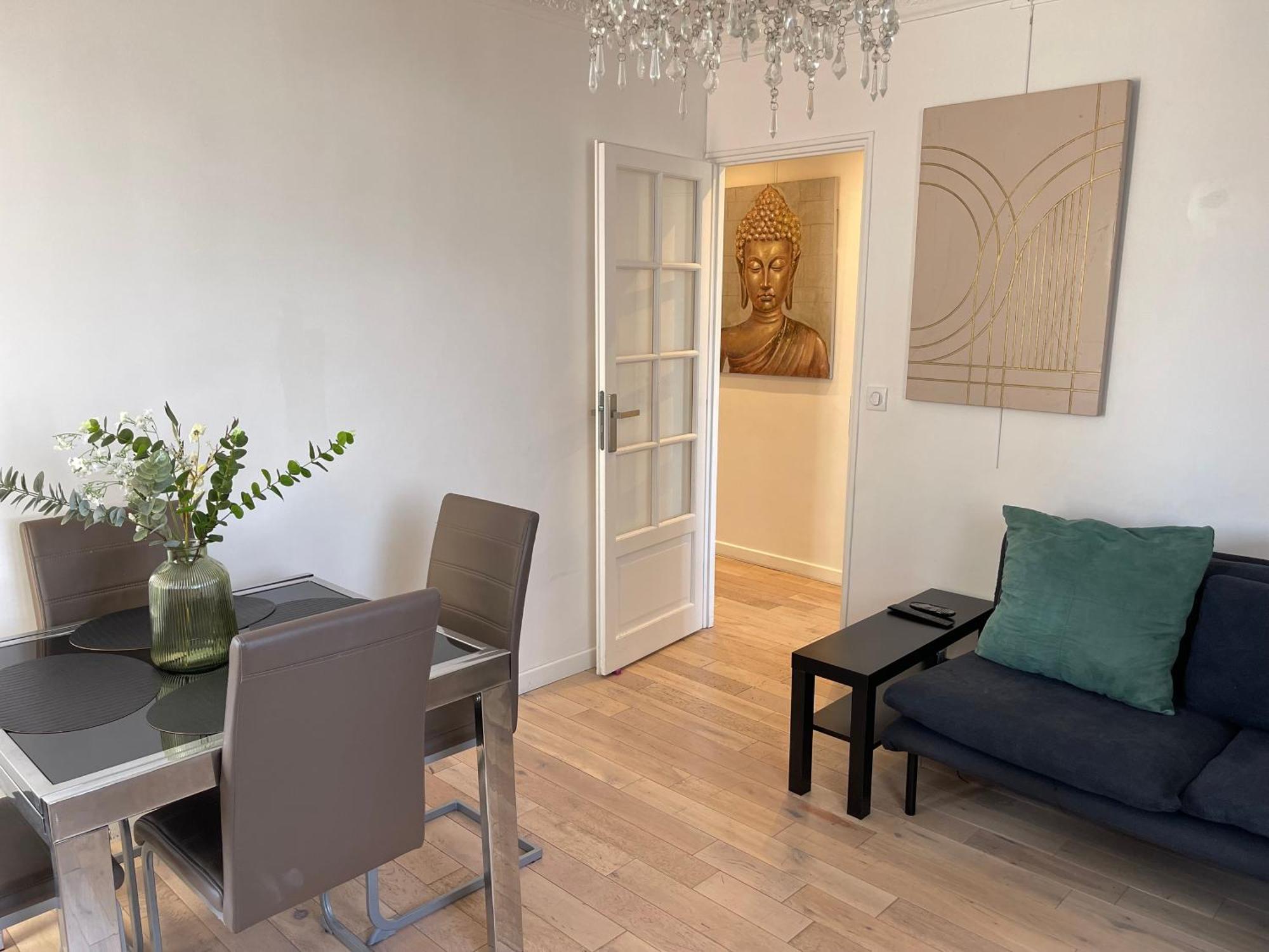 Apartment Tres Joli Mignon Confortable A Paris